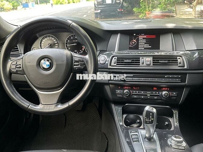 BMW 520i model 2017 Xe Zin trùm mền đi ít