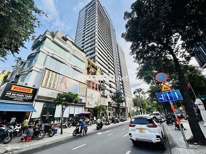 SIÊU HIẾM – MẶT TIỀN NGANG 12M - TRUNG TÂM QUẬN 1 - 5 TẦNG THANG MÁY