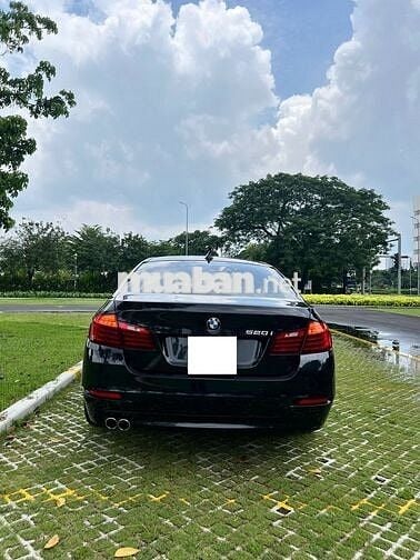 BMW 520i model 2017 Xe Zin trùm mền đi ít