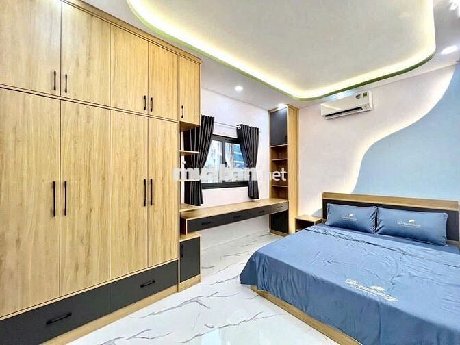 CẦN BÁN GẤP CĂN NHÀ /CÁCH TRUNG TÂM TPHCM 10P(GẦN CHỢ BÌNH ĐIỀN 450M)