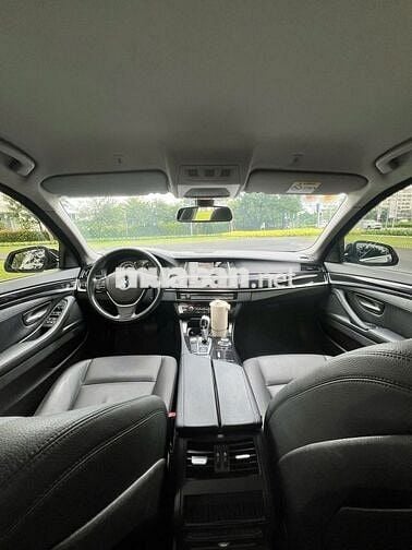 BMW 520i model 2017 Xe Zin trùm mền đi ít