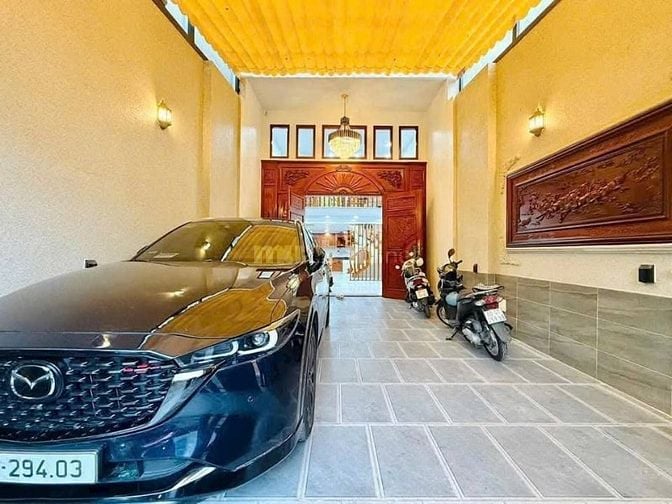 Bán nhà giá 5tỷ690 HXH 8m ở Hiệp Bình,Thủ Đức,70m2,3PN,3WC,SHR