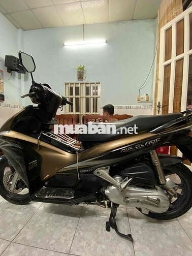 Bán gấp xe air blade 2012