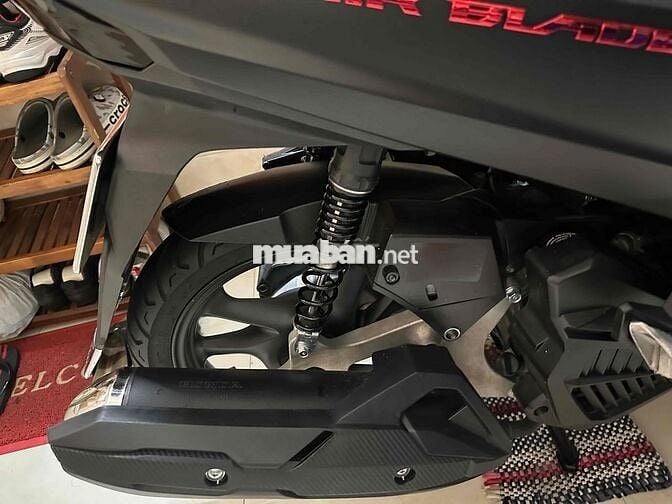 Honda Airblade 125 Cọp Đen nhám Sport, thắng đĩa.