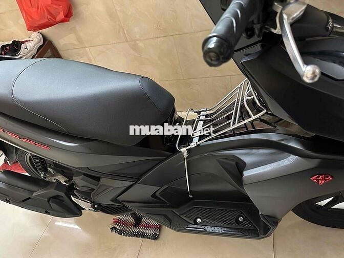 Honda Airblade 125 Cọp Đen nhám Sport, thắng đĩa.