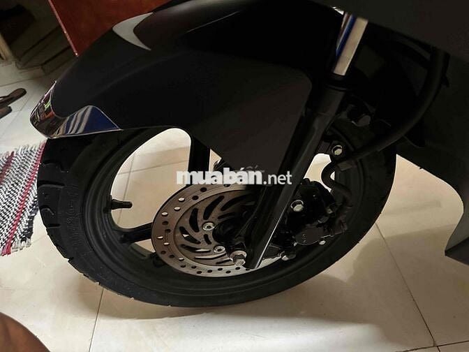 Honda Airblade 125 Cọp Đen nhám Sport, thắng đĩa.