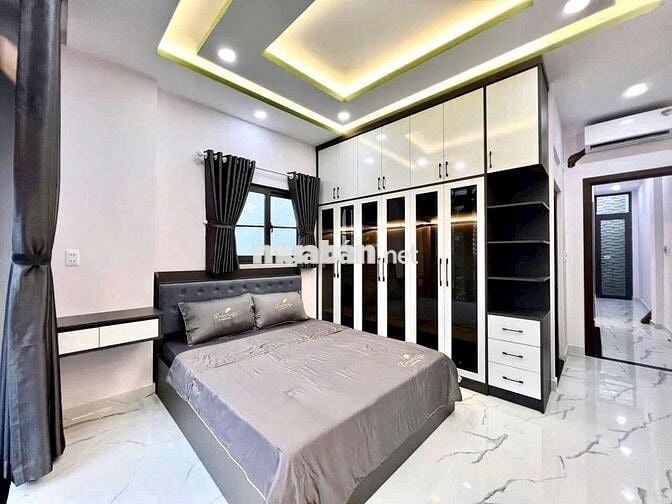CẦN BÁN GẤP CĂN NHÀ /CÁCH TRUNG TÂM TPHCM 10P(GẦN CHỢ BÌNH ĐIỀN 450M)