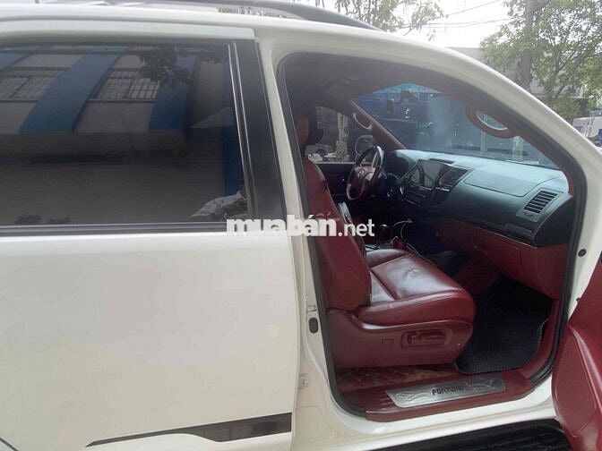 Toyota Fortuner 2014 2.7V 4x2 AT - 110000 km