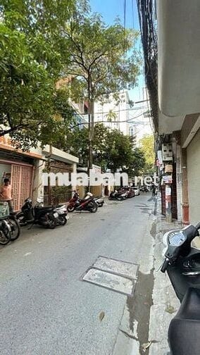 Nhà 71m2, Ngõ to  VIP ở Thái Thịnh, 2ngõ thông, kinh doanh, ở đều VIP