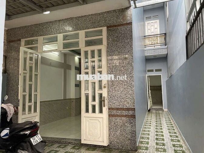 🏘️ Nhà 2 lầu 4 phòng 3 vs,Tân Xuân, gần trường Huflit, Hóc Môn 🏘️