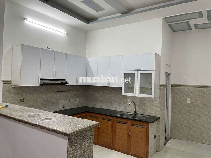 🏘️ Nhà 2 lầu 4 phòng 3 vs,Tân Xuân, gần trường Huflit, Hóc Môn 🏘️