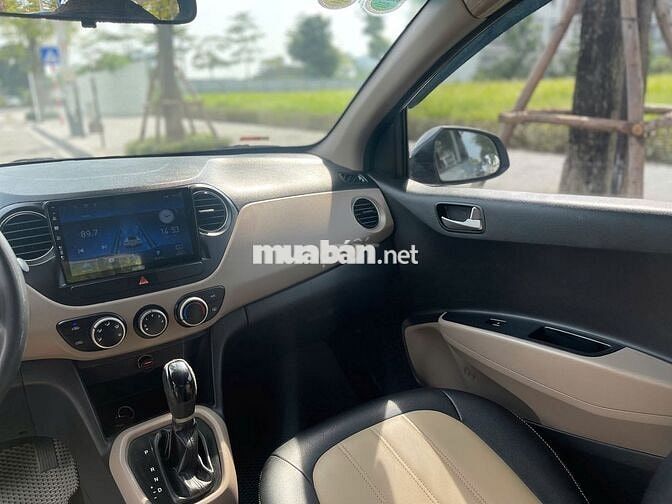 Hyundai i10 2015 1.0 AT