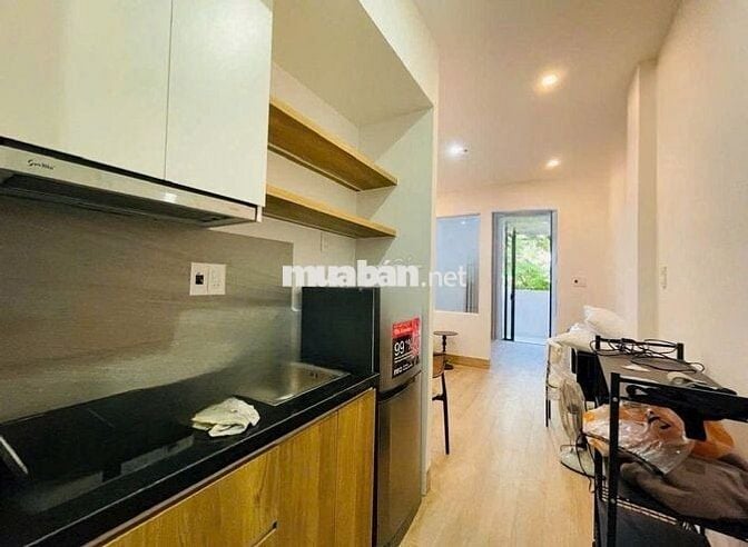Cho thuê căn hộ 1 phòng ngủ mới keng ngay trung tâm thành phố