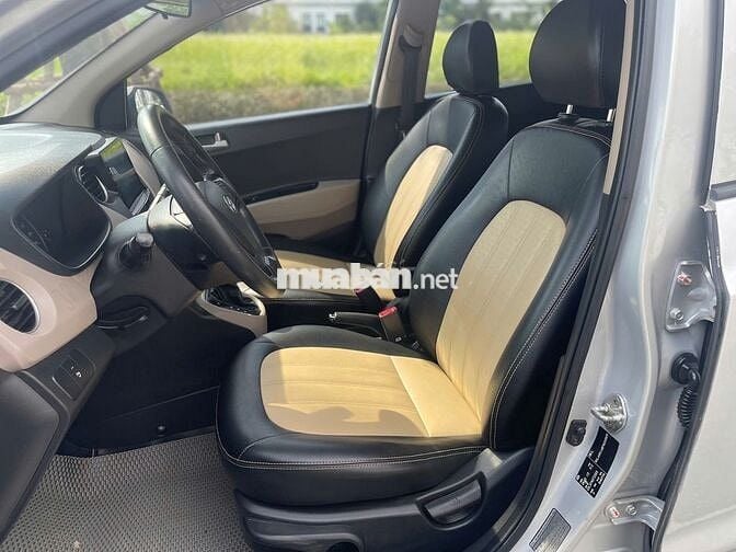Hyundai i10 2015 1.0 AT