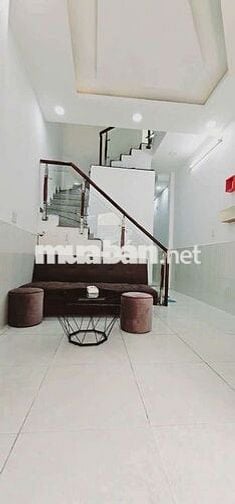 Bán nhà đúc BTCT đường 100 bình thới p14 Q11