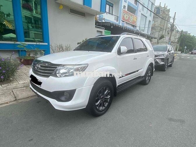Toyota Fortuner 2014 2.7V 4x2 AT - 110000 km