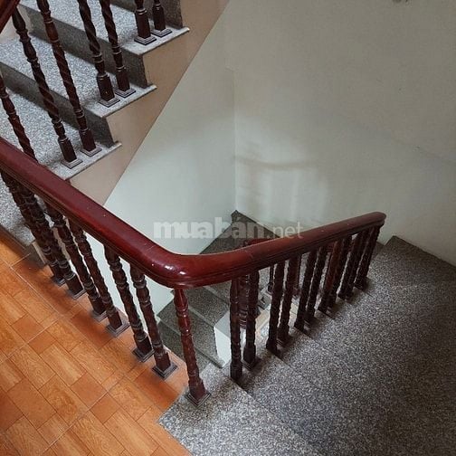CHO THUÊ NHÀ ĐỂ Ở VÀ KINH DOANH, TÂY MỖ