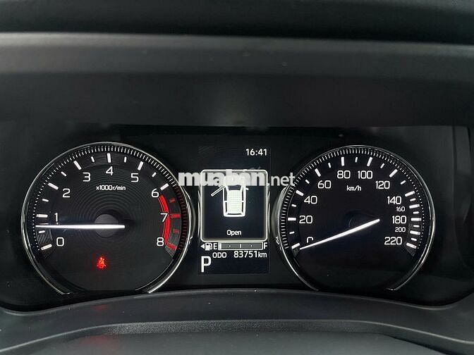 Toyota Avanza Premio 2023 CVT - 83700 km