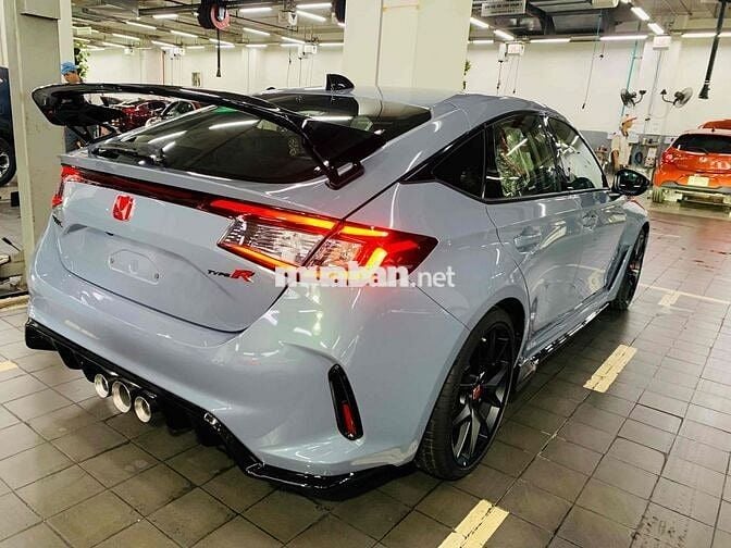 Honda Civic Typer 2025 Xám Xe Sẵn Giao Ngay