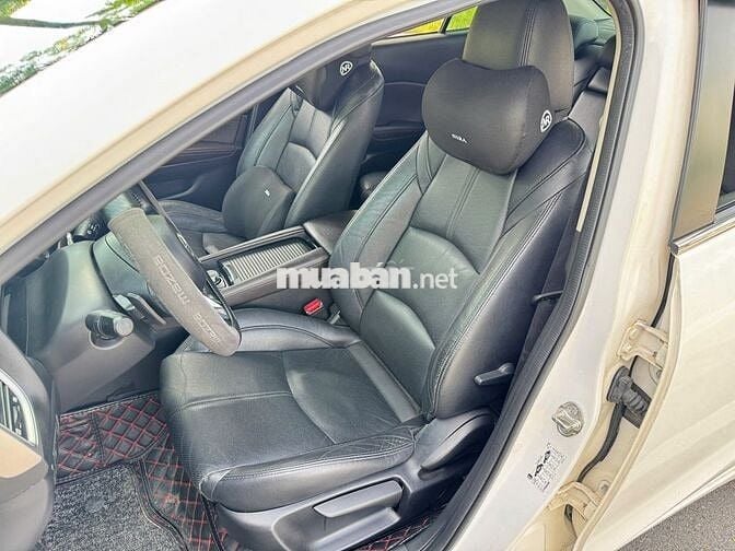 Mazda 3 2017 1.5 facelip