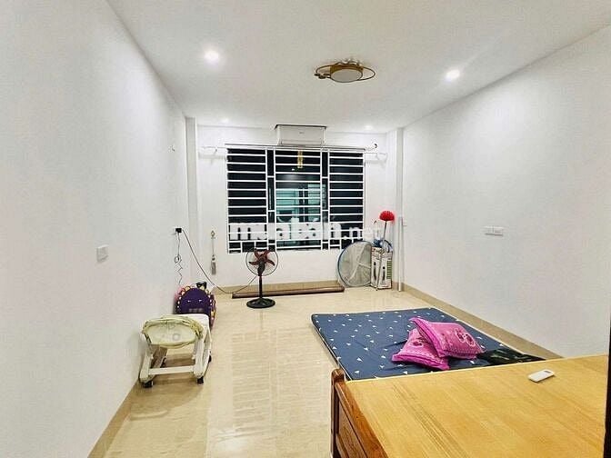 MỸ ĐÌNH - GẦN PHỐ KINH DOANH SẦM UẤT - NHÀ DÂN XÂY - FULL NỘI THẤT
