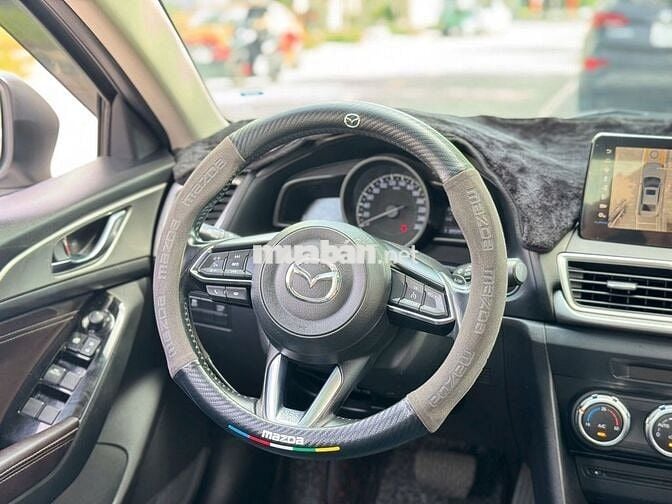 Mazda 3 2017 1.5 facelip