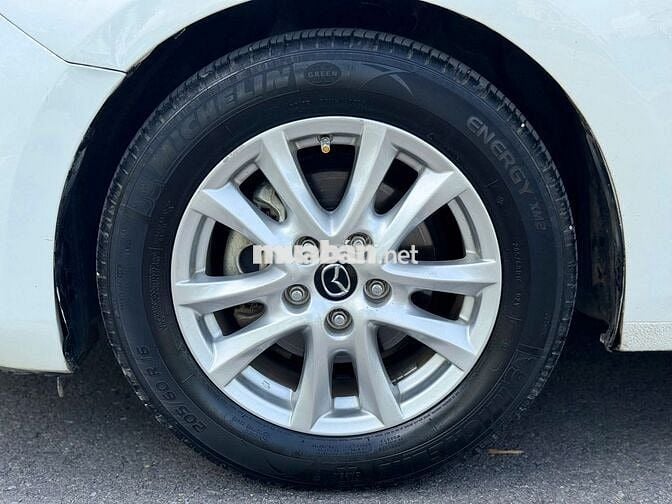 Mazda 3 2017 1.5 facelip