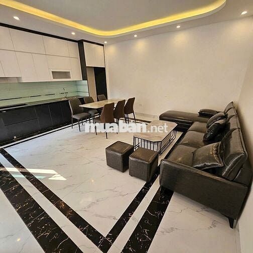 📢📢📢Nhà Cổ Linh – Ngọc Trì 68m2 Thang Máy, Ô Tô đỗ Cổng