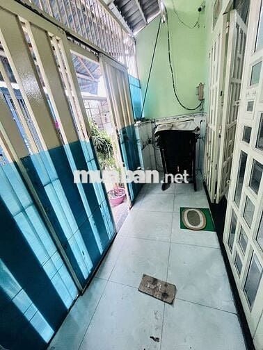 BÁN NHÀ NGỘP BÌNH TÂN 5X12 3 TẦNG HẺM XE HƠI TÂY LÂN GIÁ 4TỶ SÁU TL