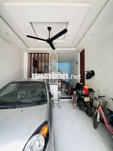 🔥Giá chưa tới 5tỷ - Mặt tiền - BHHA B.Tân - xe hơi vô nhà - 2pn 2wc ..