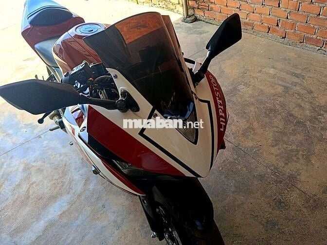 Yamaha r25 250cc kẹt tiền cần ra đi e này