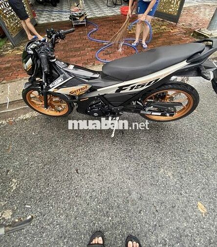 Cần ra đi chiếc Satria xe lước đăng kí 9/2024