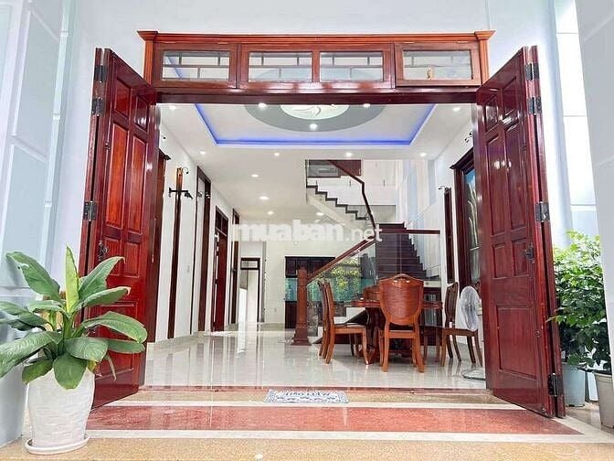 Cho thuê nhà 2 tầng 2mt trịnh quang xuân nam cầu cẩm lệ