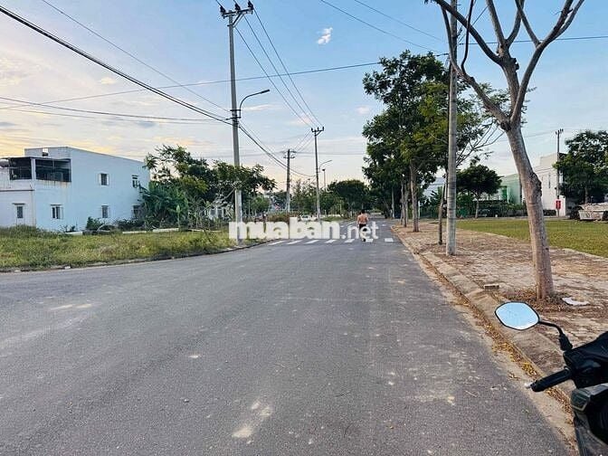💥Chủ cần bán đường 10,5m Trần Minh Thiệt. Giá 3 tỷ 950. Trục thông, CV