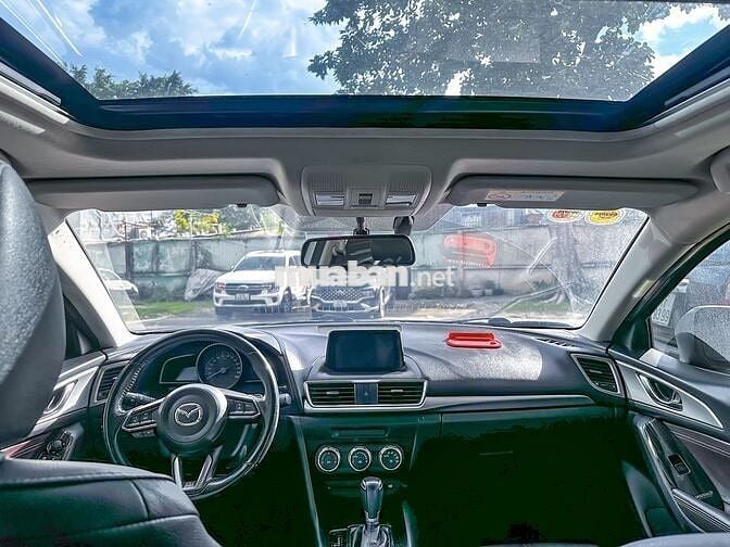 Mazda 3 2017 1.5 AT Bạc - một chủ - đi 69000 km
