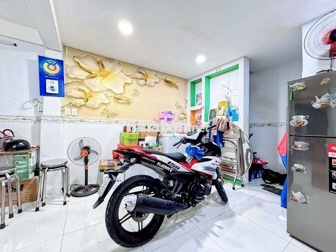 29m2 2 tầng, 2PN, nhà ở ngay. BHH A, Bình Tân. Giáp Tân Phú. Hẻm 3m.
