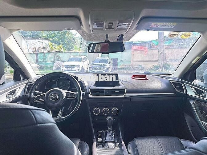 Mazda 3 2017 1.5 AT Bạc - một chủ - đi 69000 km