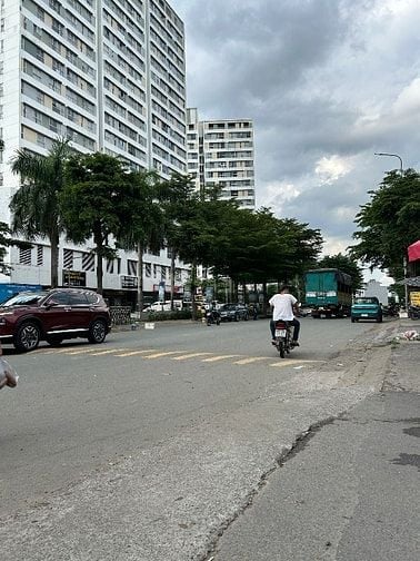 Nhà mặt tiền đường số 35 bán 14.5 tỷ  khu kinh doanh mua bán sôi động