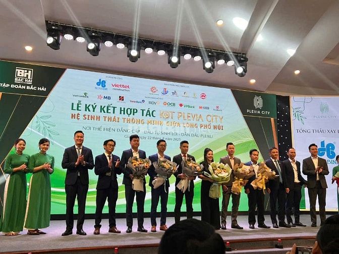 Nhân viên kinh doanh bất động sản