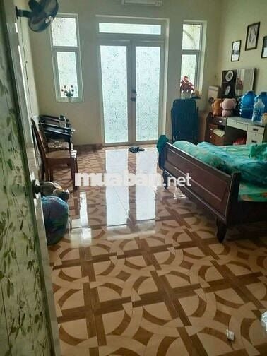 Chính chủ bán nhà xây để ở, 4 phòng, 4 WC Trung Chánh, Hóc Môn