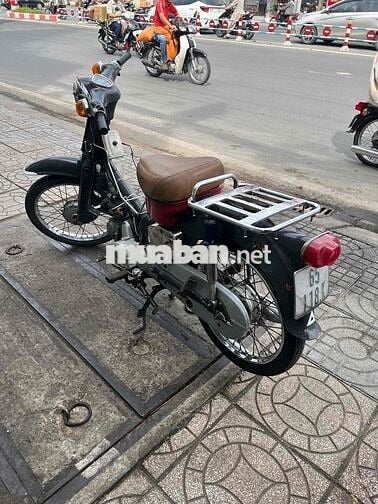 bạn cup 70 có đề biển số 65