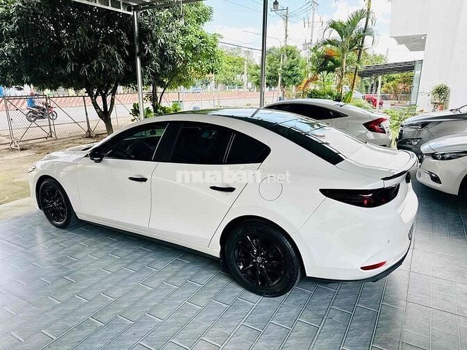 Mazda 3 2020 1.5L Luxury - 31000 km chỉ 498Tr