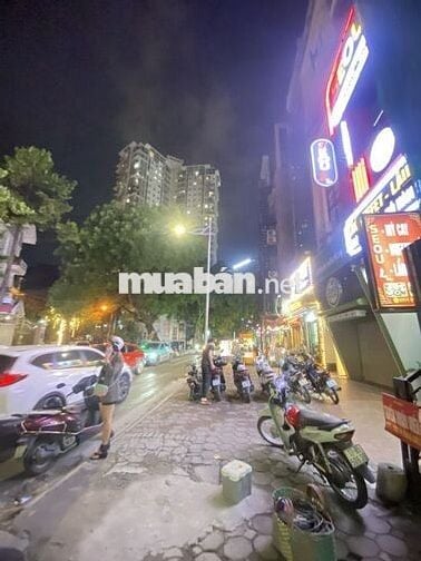 Mặt phố Trung Kính, 3 mặt đường ô tô, kinh doanh,văn phòng 200m2 52 tỷ