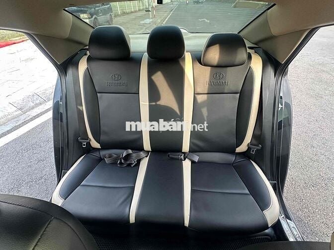 Hyundai Accent 2022 1.4 AT - 69000 km