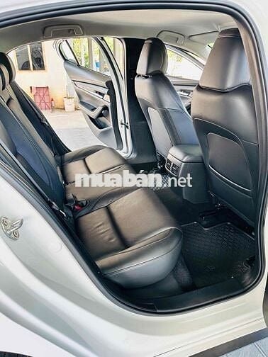 Mazda 3 2020 1.5L Luxury - 31000 km chỉ 498Tr