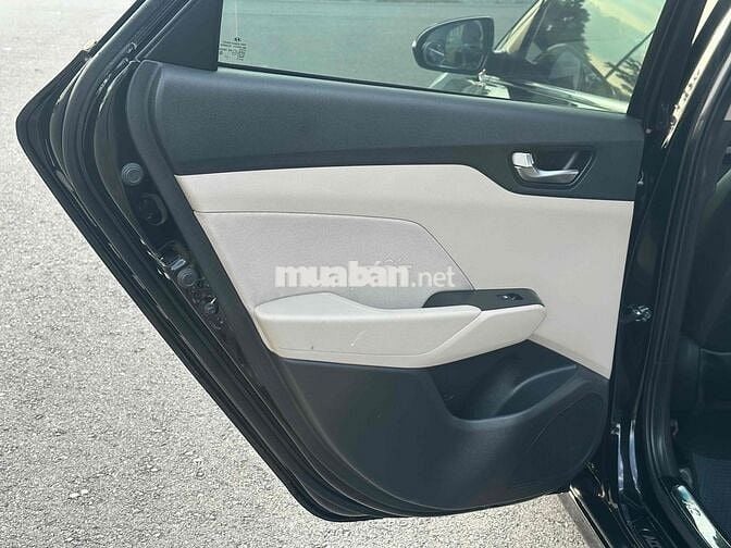 Hyundai Accent 2022 1.4 AT - 69000 km