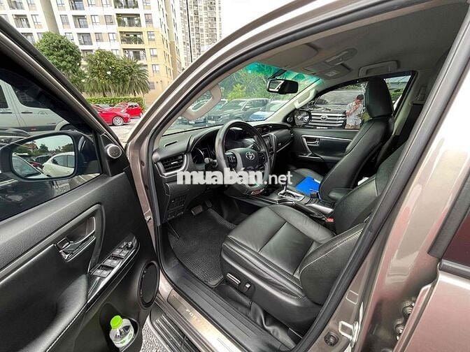 Toyota Fortuner 2022 2.4 4x2 AT - 54404 km