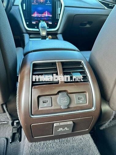 VinFast Lux A2.0 2019 đk 10/2020