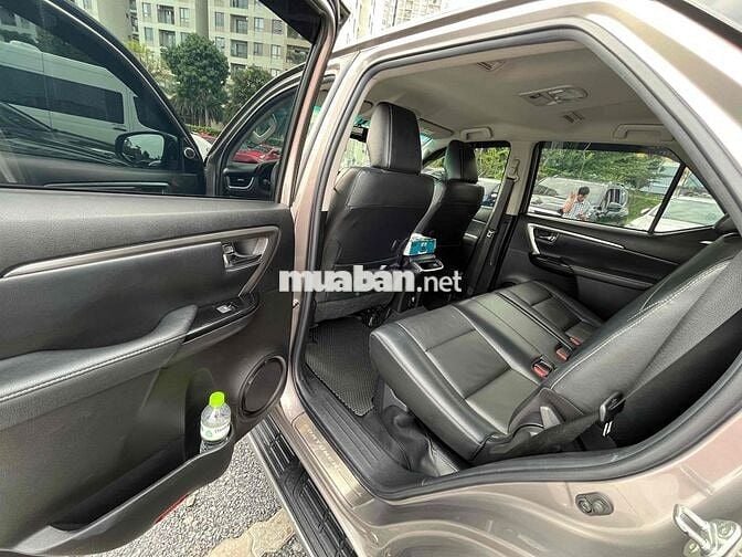 Toyota Fortuner 2022 2.4 4x2 AT - 54404 km