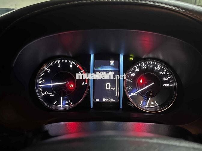 Toyota Fortuner 2022 2.4 4x2 AT - 54404 km